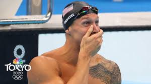 Dressel hopped up on the lane line, flexed his muscles and exhorted the crowd to cheer. G6cpfz1ugpo2fm