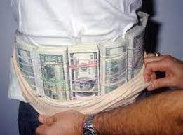 According to roberto escobar, the cartel spent an estimated $2,500 a month on rubber bands needed to hold stacks of bills together. Manning The Gates How Customs Works Howstuffworks