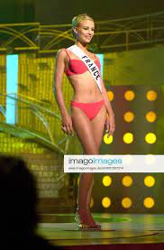 Elodie Gossuin - Elodie Gossuin (FRA Miss France) anlaesslich der Wahl der Miss Universe  2001 in Bayamon PUBLICATIONxI