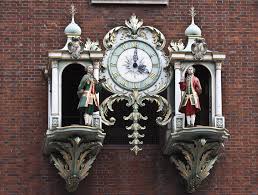 Famous And Enchanting Clocks In London