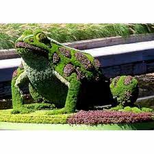 Green Frog Garden Sculpture