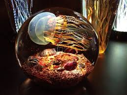 Encased Jelly Fish Made Of Glass