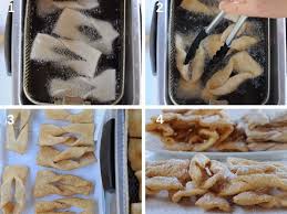 chiacchiere italian fried cookies