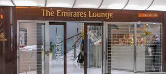 Review Emirates Lounge London Lhr