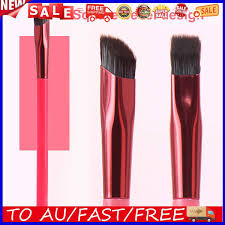 square angled cosmetic brush