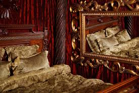 antique bedroom furniture designs and