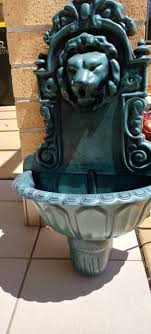 Water Fountain Vintage Style Lion Head