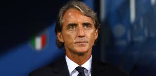 We discover what happens when you're told to do one by roberto mancini, who would win a beauty contest. Figc