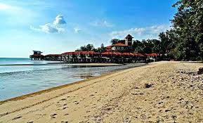Pantainya boleh dikatakan sering sahaja penuh dengan pengunjung daripada luar. 5 Pantai Port Dickson Yang Disyorkan Penduduk Tempatan C Letsgoholiday My