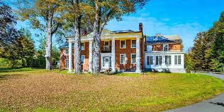Expansive 1817 Mansion Steeped In