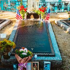 He is regarded as one of the most significant cultural icons of the 20th century and is often referred to as the king of rock and roll or simply the king. Where Is Elvis Presley Buried