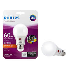 Philips 60w Equivalent Soft White Dusk Till Dawn A19 Led Energy Star Light Bulb Light Bulb Led Light Bulb Philips Led