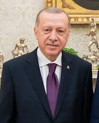 Aslen rizeli olan recep tayyip erdoğan, 26 şubat 1954'te i̇stanbul'da doğdu. Recep Tayyip Erdogan Vikipedi