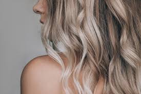 dye your hair blonde without bleach
