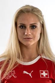 Alisha lehmann (born 21 january 1999) is a swiss professional footballer who plays as a forward for english fa wsl club everton, on loan from west ham united, and the switzerland national football team. Alisha Lehmann Spielerinnen Profil Und Interviews Abseits Ch
