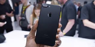 It changes and improves your the iphone 8 and 8 plus do a better job than ever before of capturing realistic and vibrant colors. Reasons You Should Buy An Iphone 7 Instead Of An Iphone 8 Or Iphone X