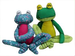 fritz frog soft toy sewing pattern