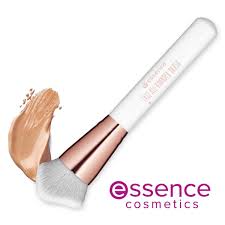 all rounder makeup brush essence