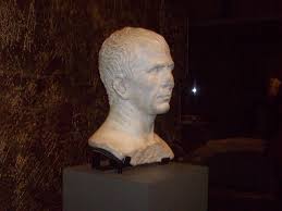 Bienvenue sur la chaîne youtube de boursorama ! Buste De Jules Cesar Musee De L Arles Antique Only Tradition Flickr