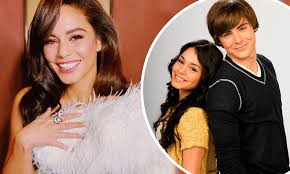 Hudgens and efron have moved on since their 2010 breakup. Vanessa Hudgens Fans Urge Ex Zac Efron To Rekindle Romance After Austin Butler Split Daily Mail Online