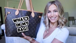 what s in my bag anna saccone joly