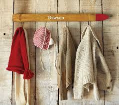 Decorating With Vintage Skis The