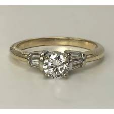 baguette diamond enement ring