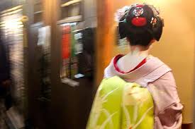 how to see a geisha in kyoto an a