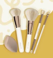 brushart makeup brushes and sponges