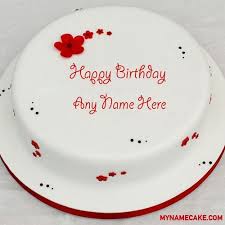 write name on cute happy birthday cake