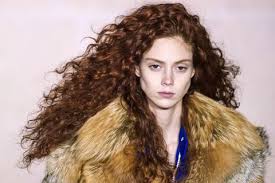 Unfortunately, this also applies when you want to get a fringe. 10 Ways To Get Curly Hair Without Heat Hair Straighteners Or Heated Curlers