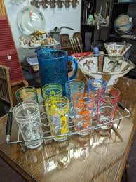 Mid Century Glassware Collectibles