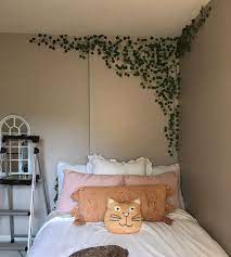 decorative vines set bedroom design