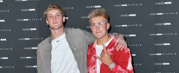 Jake paul height, age, body measurements jake paul is 6 feet, if you look at pictures of him next to logan it is very obvious. Who Are The Richest Youtubers Popsugar Celebrity