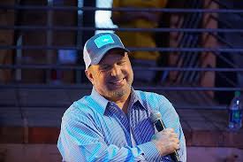 Garth Brooks Taking World Tour To Tacoma Wash