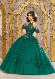 For many this is signaled by a celebration where family and friends come together with well wishes and tradition. Emerald Green Quince Dress Online