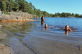 Baneheia is an area in kristiansand in norway, mostly known at the national level from the baneheia case, as the scene of a notorious murder of two girls aged 8 and 10 that took place in 2000. Baneheia Naturpark Bathing Kristiansand S Norway