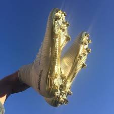 Hot Sale Cristiano Ronaldo Turf Shoes Gold White