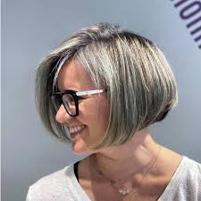 Messy blonde layered short hair. 45 Cute Youthful Short Hairstyles For Women Over 50