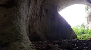 19 фев, 2014 в 16:40. Peshera Prohodna Glaza Boga Izobrazhenie Prohodna Cave Karlukovo Tripadvisor