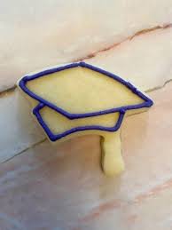 decorate mini graduation sugar cookies