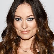 They highlight the eye colour. Celebrity Inspiration Best Makeup For Blue Eyes Thefashionspot