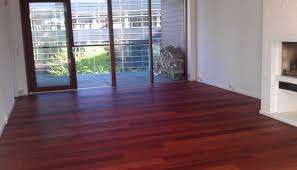 Sehingga sangat cocok juga digunakan sebagai lantai kayu outdoor. Mengenal Lantai Kayu Merbau Sebagai Lantai Mewah Dan Elegan Parketcinta S Diary