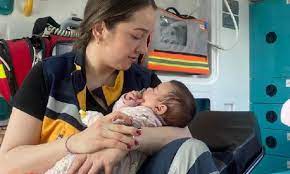 Mucize bebeğin kahramanı Büşra Durmaz CNN TÜRK'te