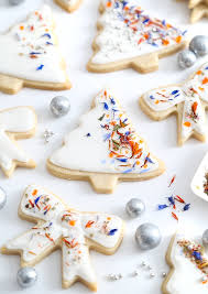 Christmas cookies or christmas biscuits are traditionally sugar cookies or biscuits (though other flavours may be used based on family traditions and individual preferences) cut into various shapes related to christmas. Flowers Of Scotland Sugar Cookies Sprinkle Bakes