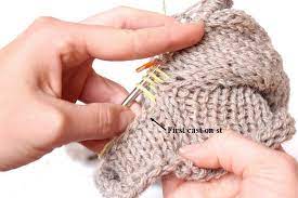 How to pick up stitches around an arm hole to work a sleeve. How To Pick Up Stitches For The Raglan Sleeve And Avoid Holes In The Underarm For The Love Of Knitwear