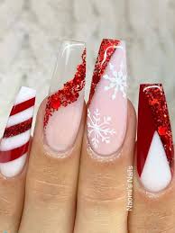 See more ideas about christmas nail art, xmas nails, christmas nail designs. Most Beautiful And Attractive Red Christmas Nails 2019 Red Christmas Nails Coffin Nails Designs Xmas Nails