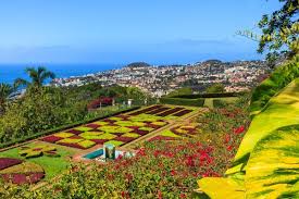 Für über 8 millionen orte weltweit werden mehrmals täglich. Wettervorhersage Funchal In Dezember