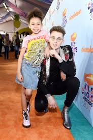 There isn't much information about emma, but they are on good terms. Who Has Machine Gun Kelly Dated Popsugar Celebrity