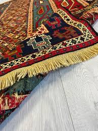 vine design wool persian rug